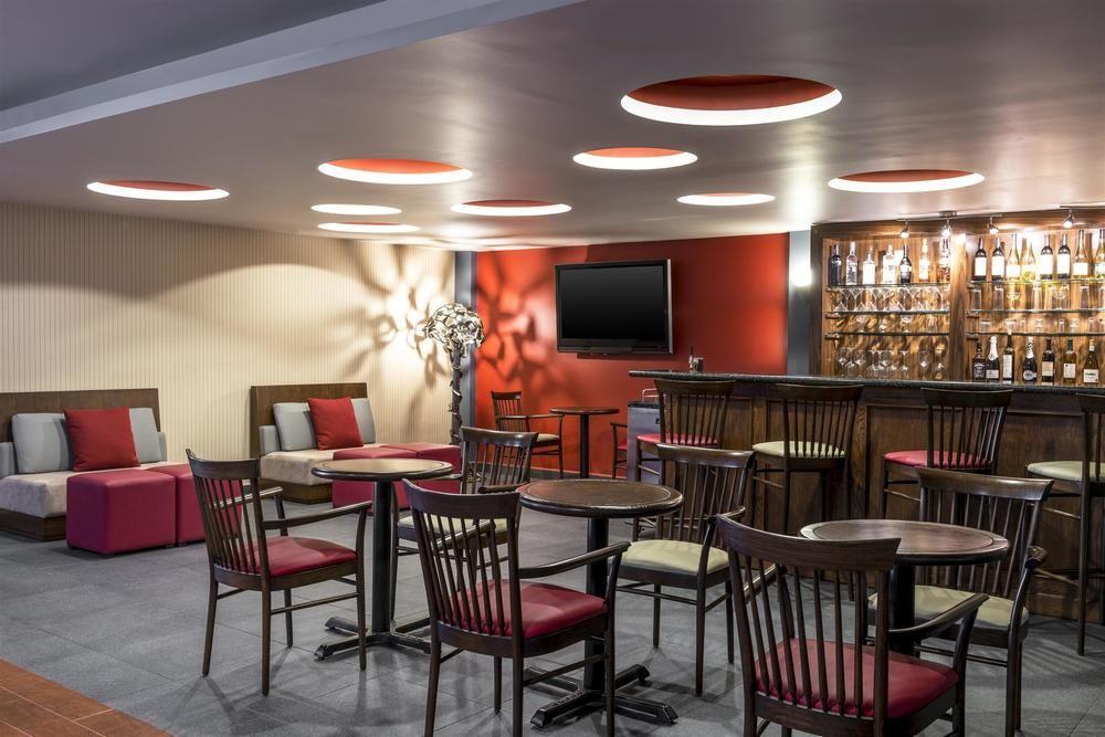 Four Points By Sheraton Saltillo Buitenkant foto