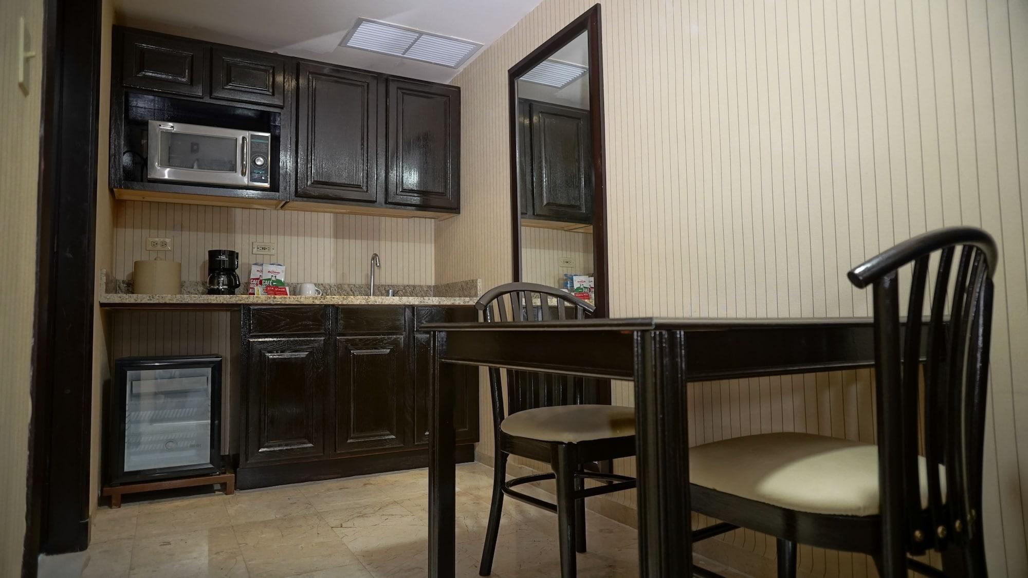 Four Points By Sheraton Saltillo Buitenkant foto
