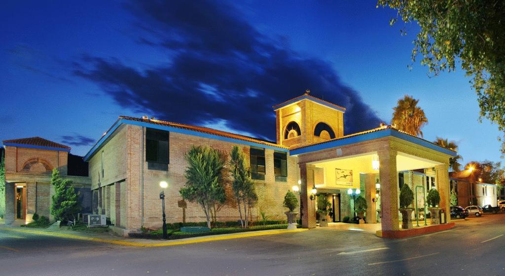 Four Points By Sheraton Saltillo Buitenkant foto