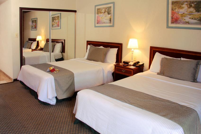 Four Points By Sheraton Saltillo Buitenkant foto